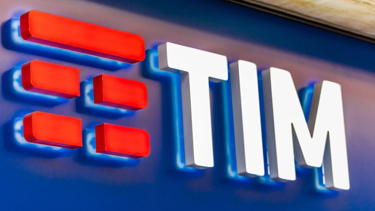 Read more about the article TIM NetCo Assets Bidding: CDP/Macquarie Withdrawal and KKR’s Valuation Challenges