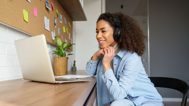 Read more about the article Telinta and Commio Team Up to Present a Webinar for VoIP Service Providers