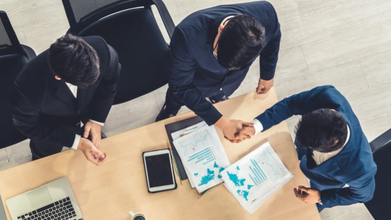 Read more about the article EQT Acquires Stake in Wind Tre: Impact on Italy’s Telecom Market