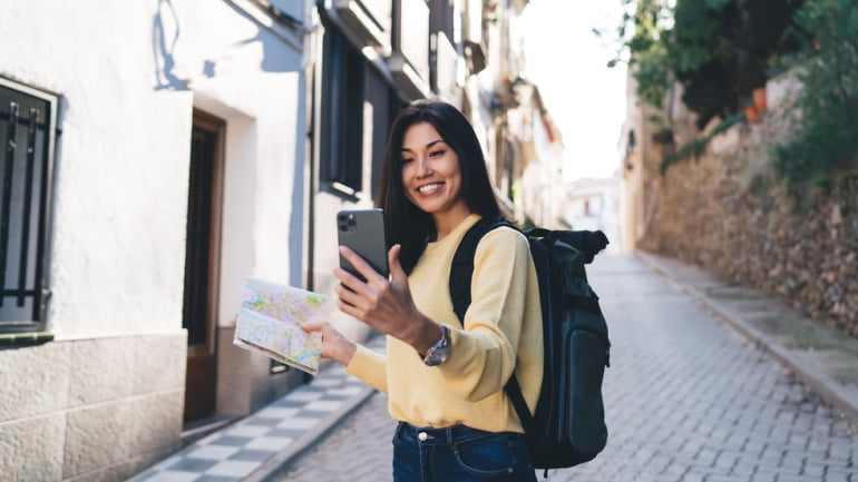 Read more about the article 5G Roaming Revenue Growth Challenges: Balancing Costs and eSIM Impact