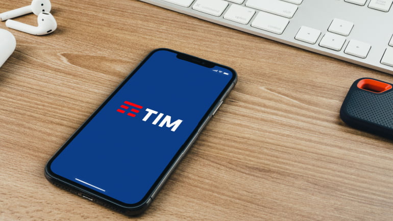 Read more about the article Sustaining TIM’s Businesses Post-Spin-off: CEO Labriola’s Confidence and Strategy