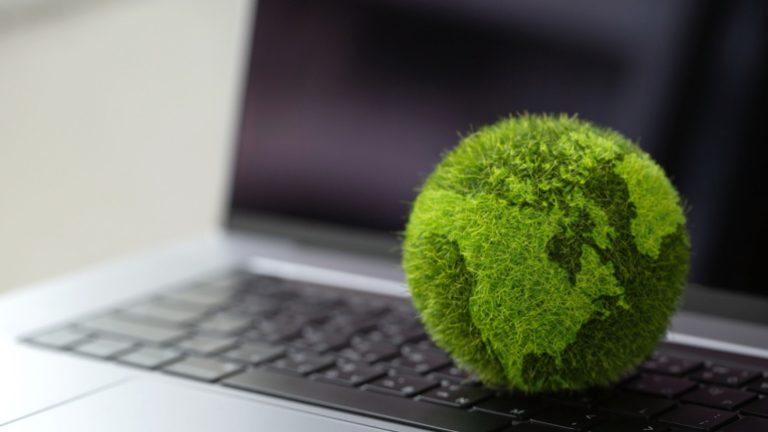 Read more about the article Telecom Operators Prioritizing Sustainability: Strategies, Challenges, and Global Advancements