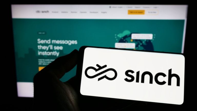 Read more about the article Sinch Leads in CPaaS: Global Coverage, Regulatory Expertise & Seamless Communication