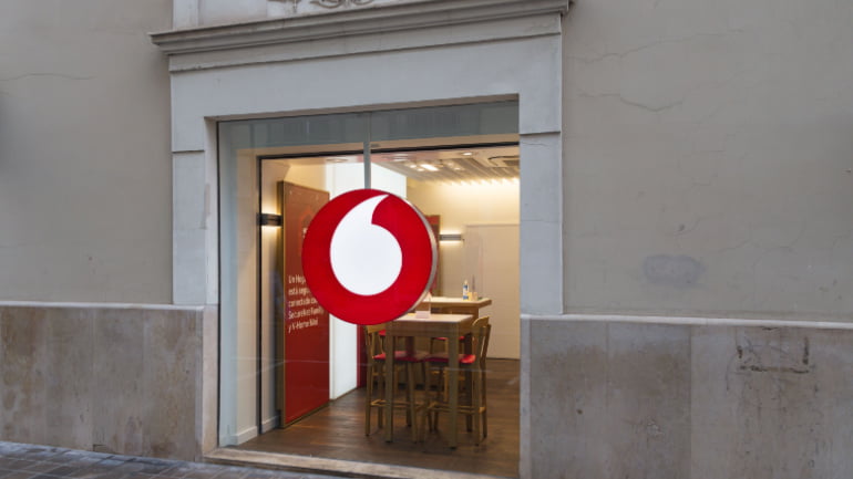 Read more about the article Vodafone Spain’s Potential Sale: Impact of Orange-MasMovil Merger and Strategic Alternatives