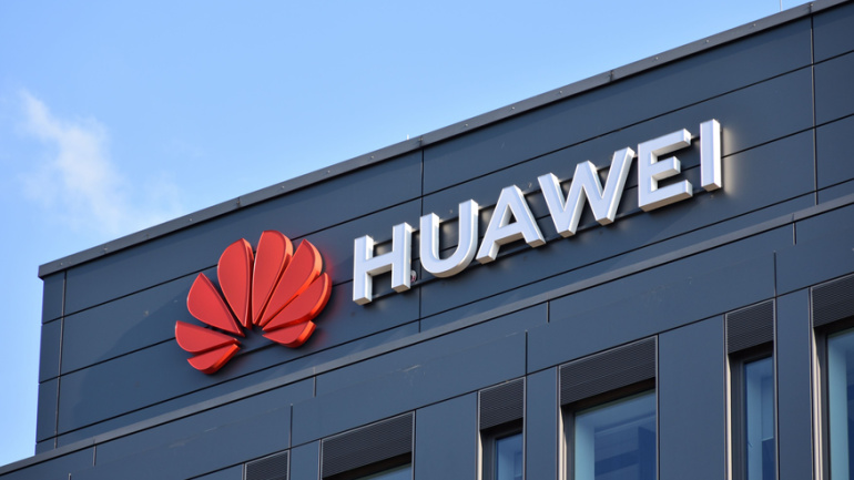 Read more about the article Huawei’s Innovative Leap: Digital Intelligence Transforming Industries