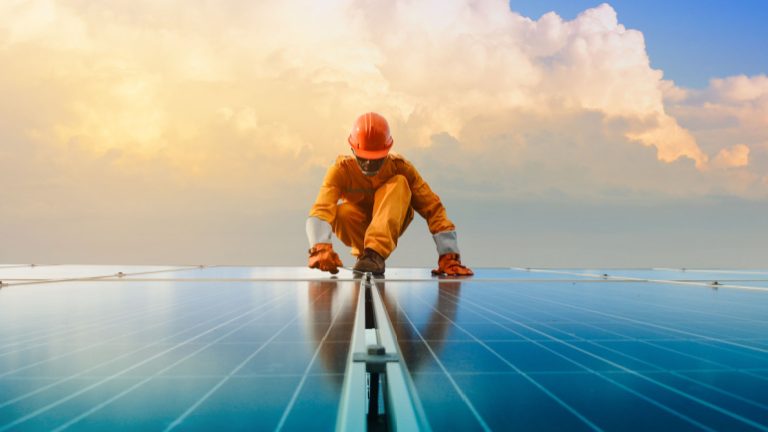 Read more about the article Vodafone and Iberdrola: Expanding Solar Energy Partnership in Europe