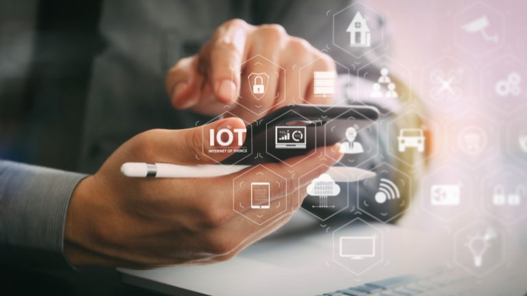 Read more about the article Harnessing Human Energy with Graphene: Gii-TENG in IoT Technologies