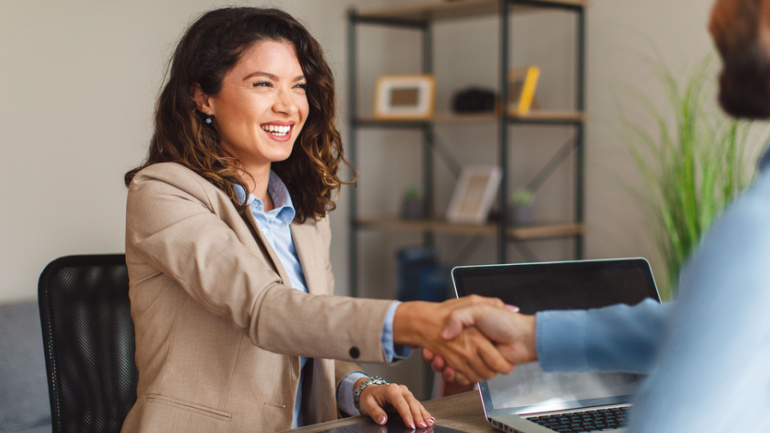 Read more about the article Verizon and HCLTech: Disruptor Deal Sparks Telecom Innovation