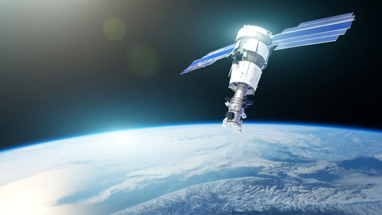 Read more about the article Exploring Satellite-Telecom Partnerships: Boon or Bane for 5G Expansion?