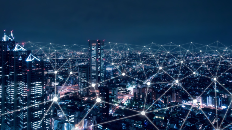 Read more about the article 5G in the UK: An Unfinished Race towards Economic Growth