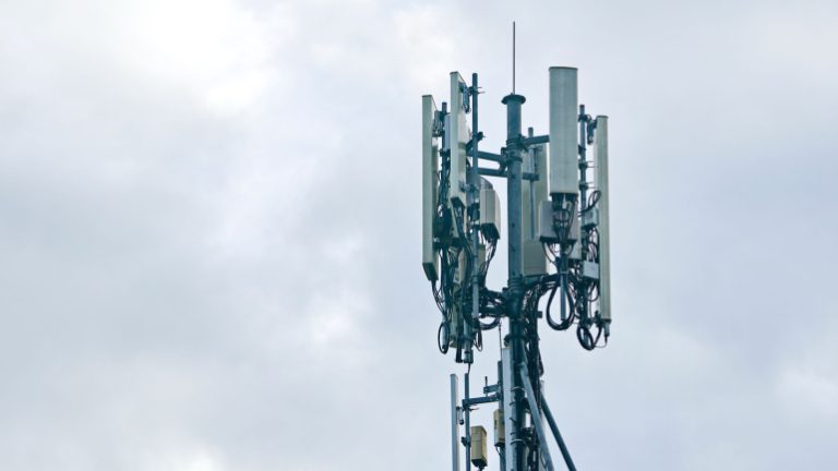 Read more about the article Unveiling Vodafone and Orange’s Groundbreaking 4G Open RAN Pilot