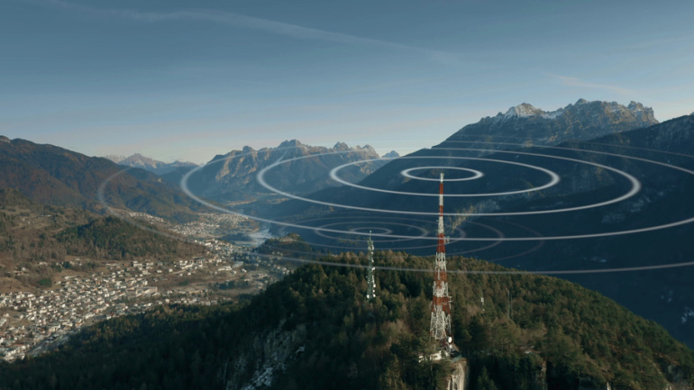 Read more about the article UK Carriers Beacon Government for Coverage Deadlines Flexibility