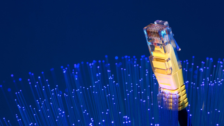 Read more about the article Huawei’s FTTR: Redefining Broadband for Homes and SMEs