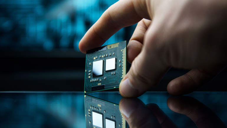 Read more about the article Nvidia and AMD’s ARM-Based Chips: A Threat to Intel’s Reign?