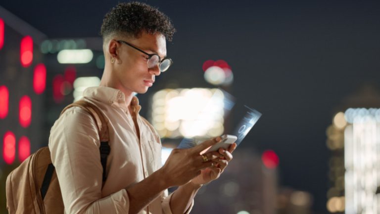 Read more about the article 5G Landscape: Charting Growth, Addressing Challenges, and Envisioning 5.5G Future