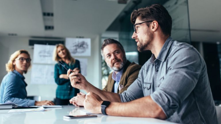 Read more about the article Nokia’s Struggles: Evaluating Effects of Job Cuts and Declining Sales