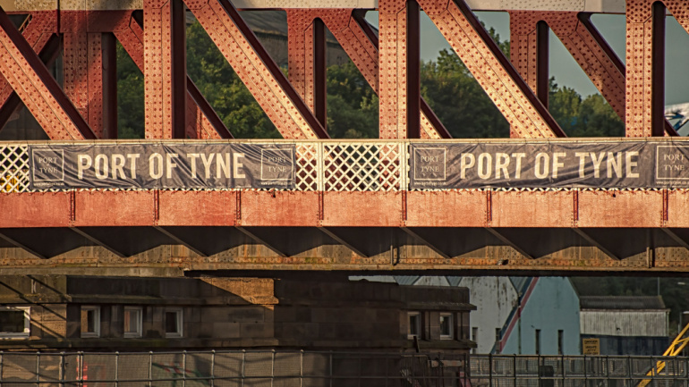 Read more about the article Port of Tyne Launches First Smart Port in the UK with 5G Network