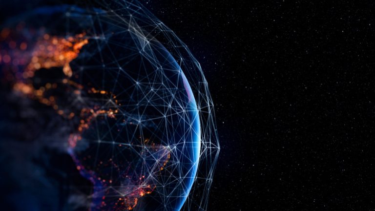 Read more about the article Marlink’s Futuristic Hybrid Network Aboard a Luxury Icebreaker