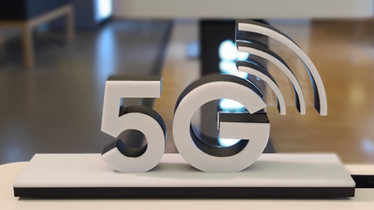 Read more about the article Ofcom’s Millimeter-Wave Spectrum Auction for 5G