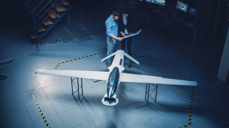 Read more about the article Pioneering Airborne 5G: Boosting High-Speed Access or Risky Venture?