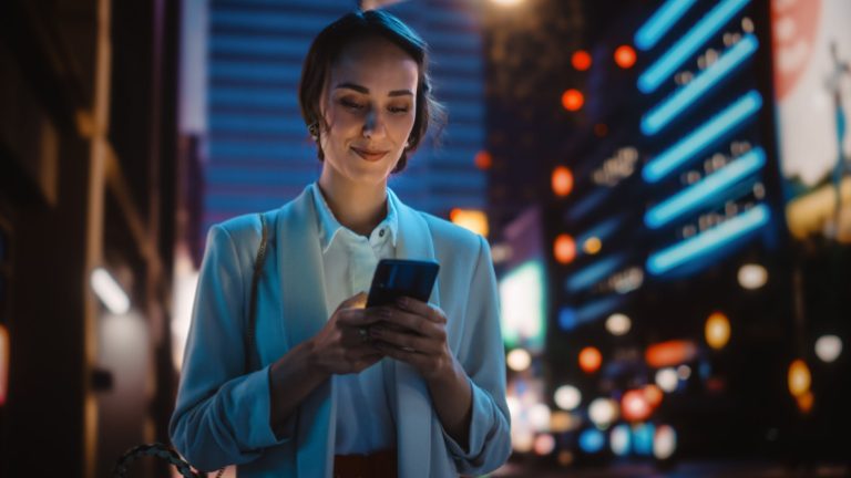 Read more about the article Unveiling the 5G Challenge: Bridging UK’s Urban-Rural Digital Divide