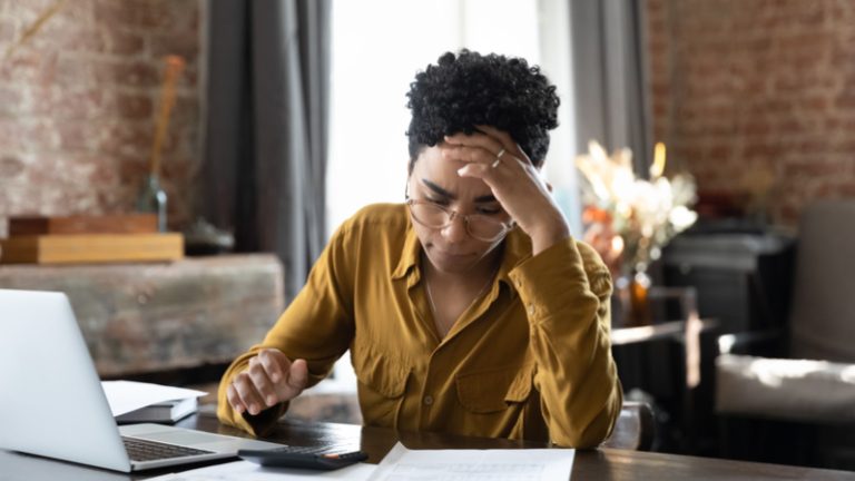 Read more about the article Inflation-Based Price Hikes: The Unfair Practice Challenging Telecom Consumers