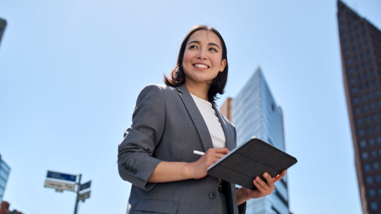 Read more about the article Decoding Australia’s $474M Spectrum Auction: Winners and Strategy Revealed