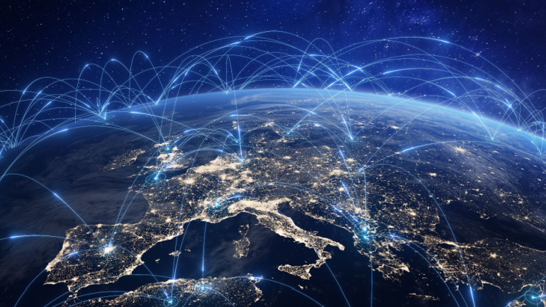 Read more about the article Navigating Europe’s Mobile Industry: Promising Growth and Potential Pitfalls