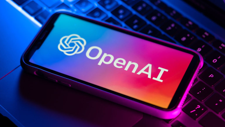 Read more about the article OpenAI U-turn: Unraveling the Mystery behind Altman’s Reinstatement