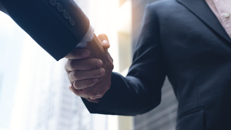 Read more about the article TXO Expands Circular Telecom Solutions with Lynx UK Acquisition