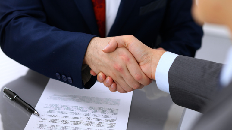 Read more about the article Verizon Secures $15M Navy Contract for Enhanced Voice and Data Services