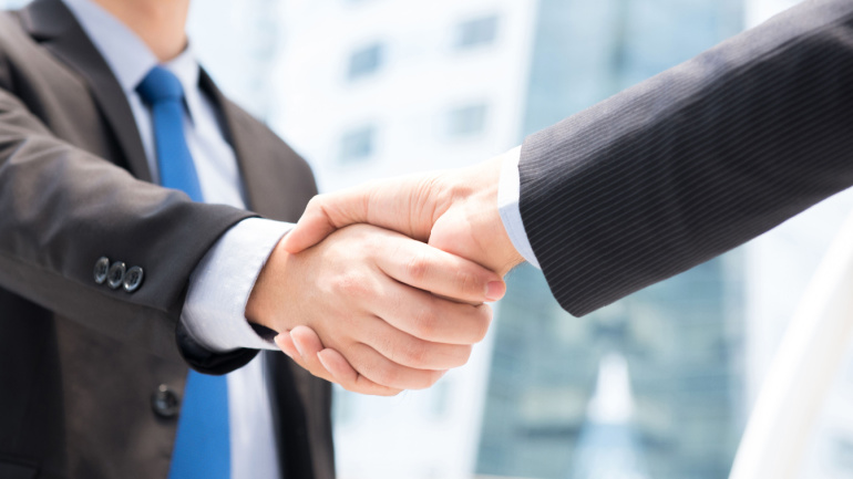 Read more about the article Iliad and Vodafone Plan €10.45B Merger to Reshape Italian Telecom