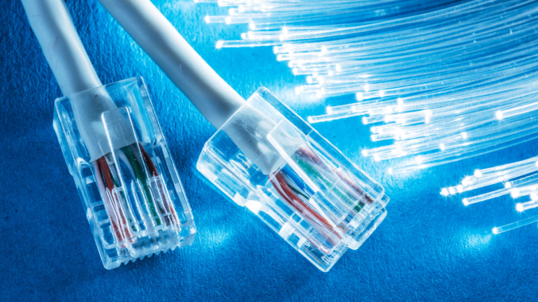 Read more about the article Smart Cables: Transforming Telecommunication and Ocean Science