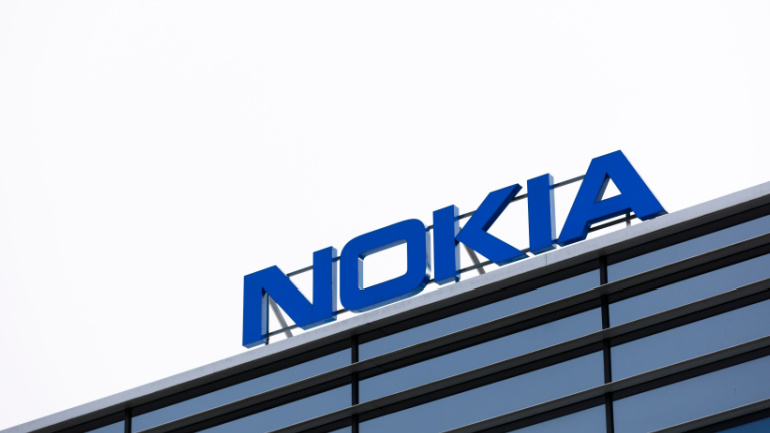Read more about the article Navigating Nokia’s Patent Strategy Amid Falling Sales and Tough Market Challenges