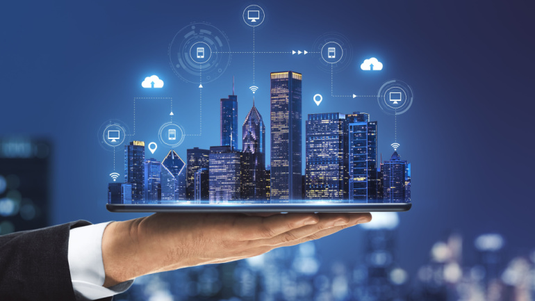 Read more about the article Smart-Building Transformation: Fusing Historic Charm with High-Tech Connectivity