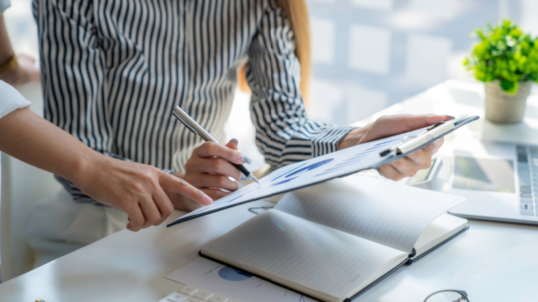 Read more about the article Assessing Scotland’s R100 Broadband Project: Progress or Pitfall?