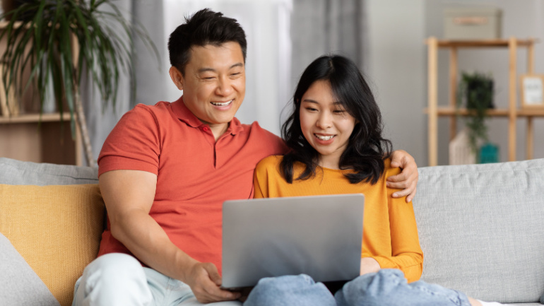 Read more about the article Etisalat’s Triumph: Pioneering 5G Connectivity in the UAE