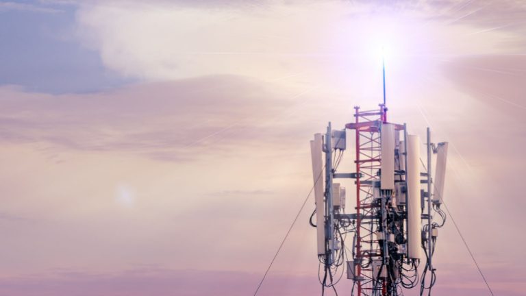 Read more about the article Navigating Turbulence: Telecom Giants Thrive amidst Financial Decline