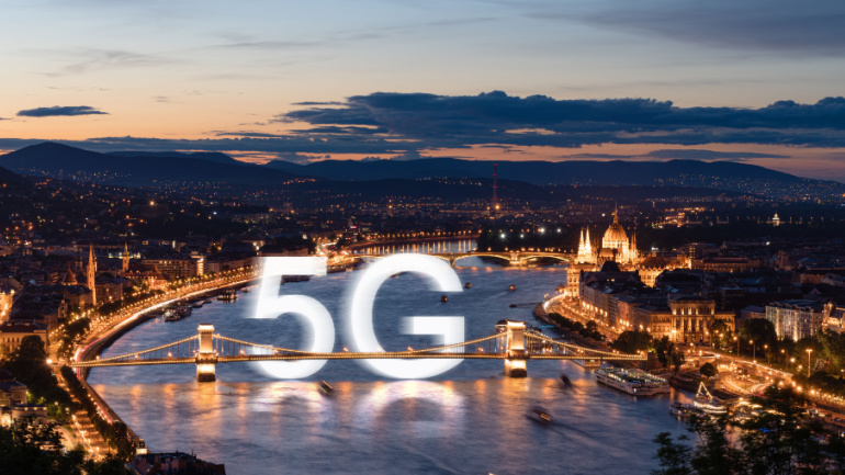 Read more about the article Elisa Advances 5G with High-Speed Uploads for Future Tech