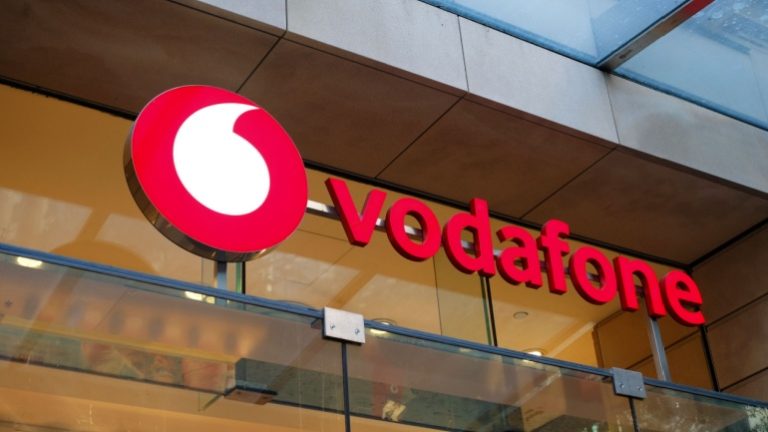 Read more about the article Vodafone Sells Italian Arm to Swisscom in Strategic Move