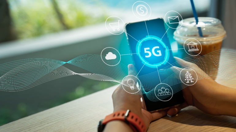 Read more about the article FCC Revives $9 Billion 5G Rural Expansion Plan