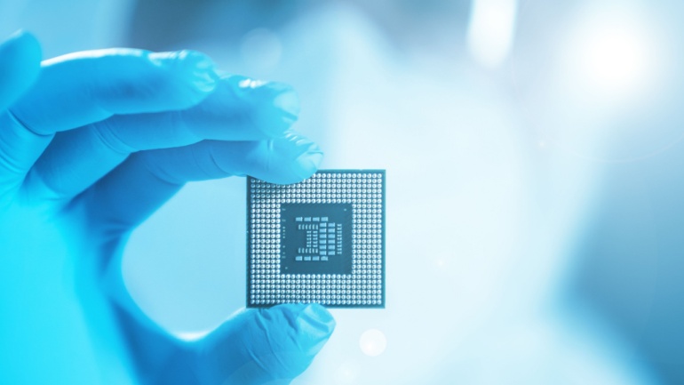 Read more about the article Snapdragon 8s Gen 3: Powering Up Next-Gen Smartphones