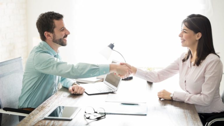 Read more about the article Orange and MásMóvil Seal Merger, Await Naming Decision