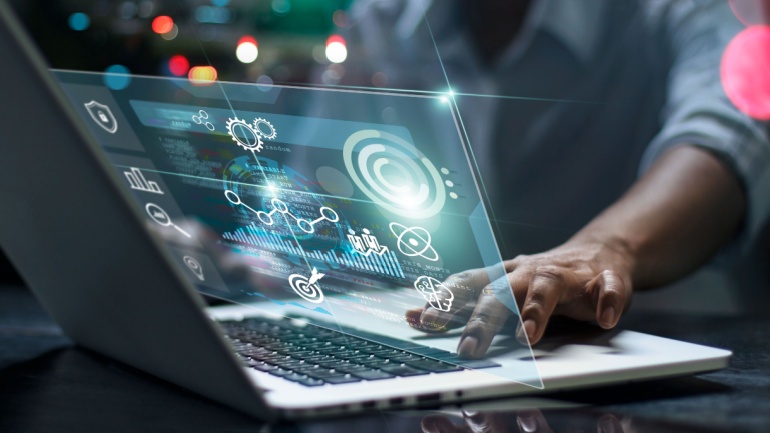 Read more about the article Tech Giants Collaborate to Upskill Workforce for AI Impact