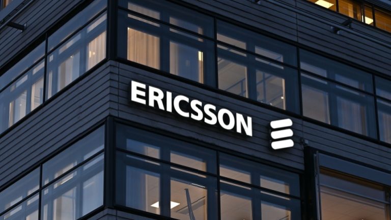 Read more about the article Ericsson’s Sales Dip Versus Gross Margin Expansion: A Closer Look