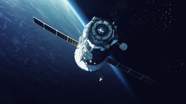 Read more about the article FCC Halts SpaceX Spectrum Request: Merits and Risks Evaluated